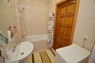 Апартаменты Apartments in the city center on Sobornaya Street Николаев Улучшенные апартаменты-18