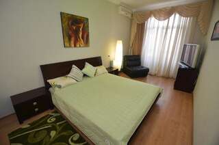 Апартаменты Apartments in the city center on Sobornaya Street Николаев Улучшенные апартаменты-3