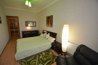 Апартаменты Apartments in the city center on Sobornaya Street Николаев Улучшенные апартаменты-5